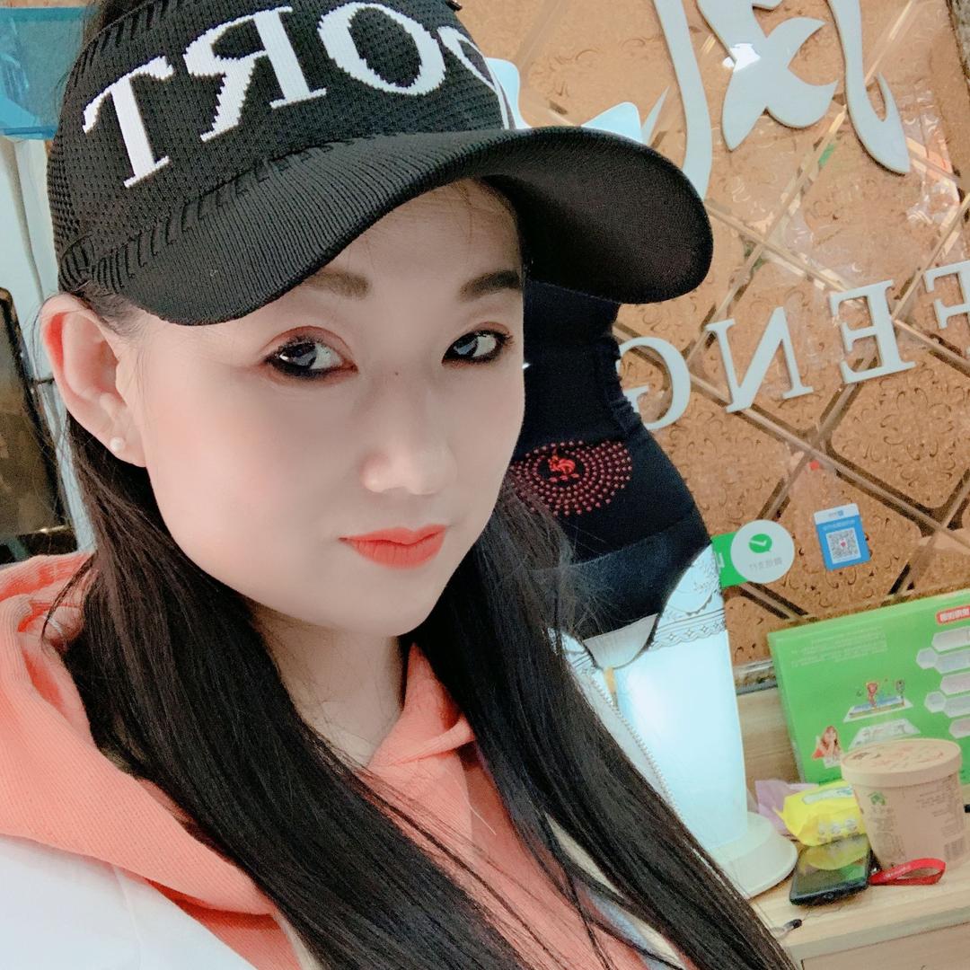 焦虎镇凤展服饰