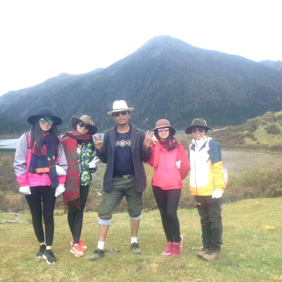 蓝天上的雄鹰