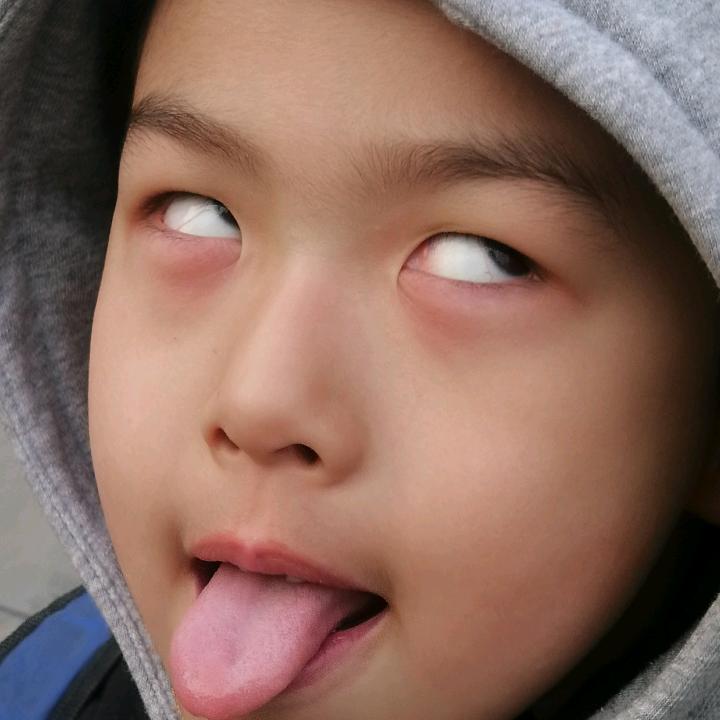 嗄嗄呜啦啦