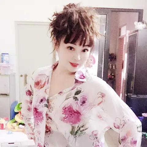 芷青