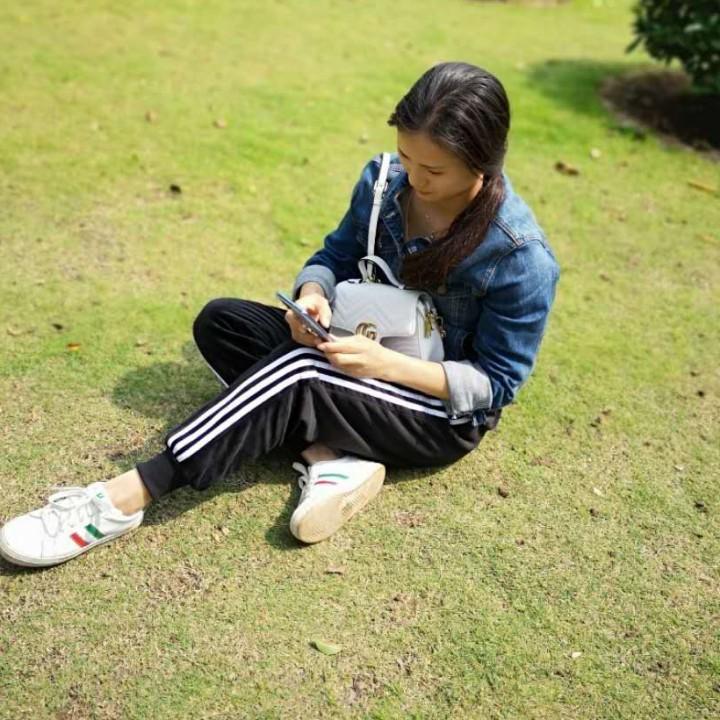 颖小姐