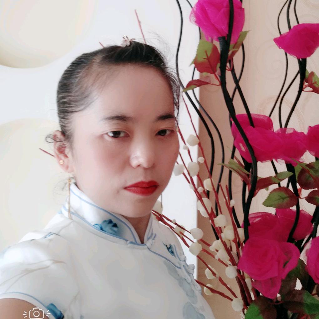 纯纯