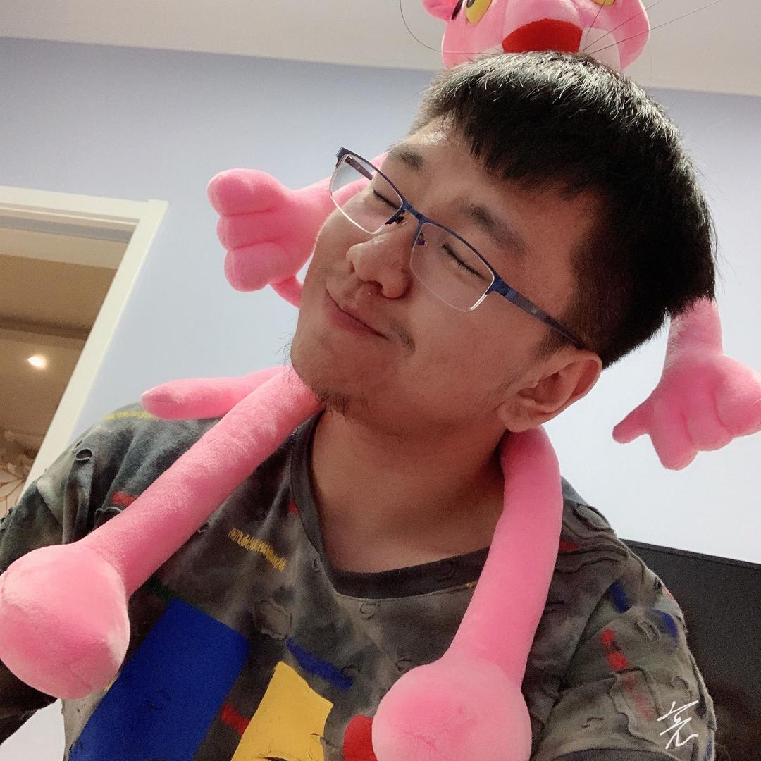 辣秀男神