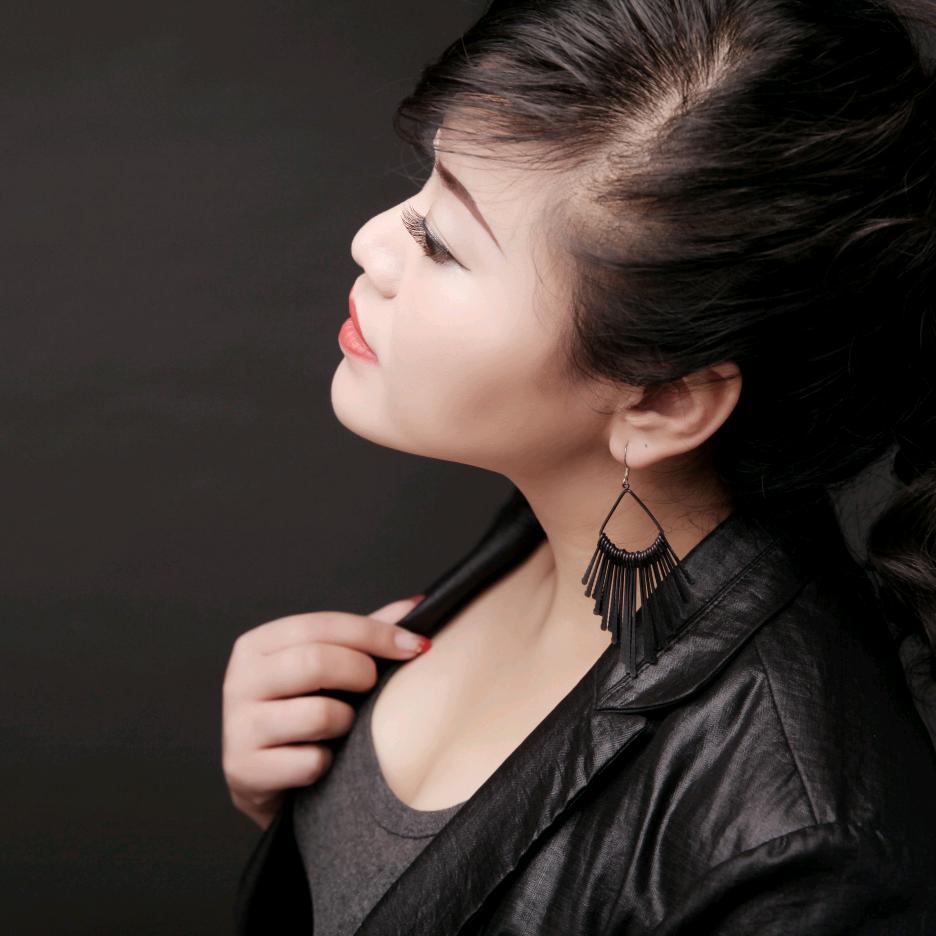 雪花倒着飘（Reno15热销中）