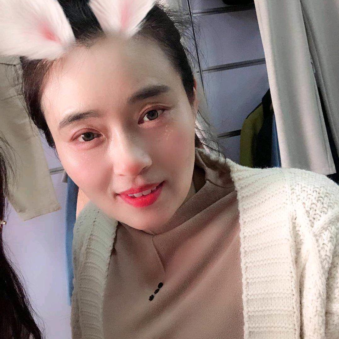 正红益尚大酒店老板娘