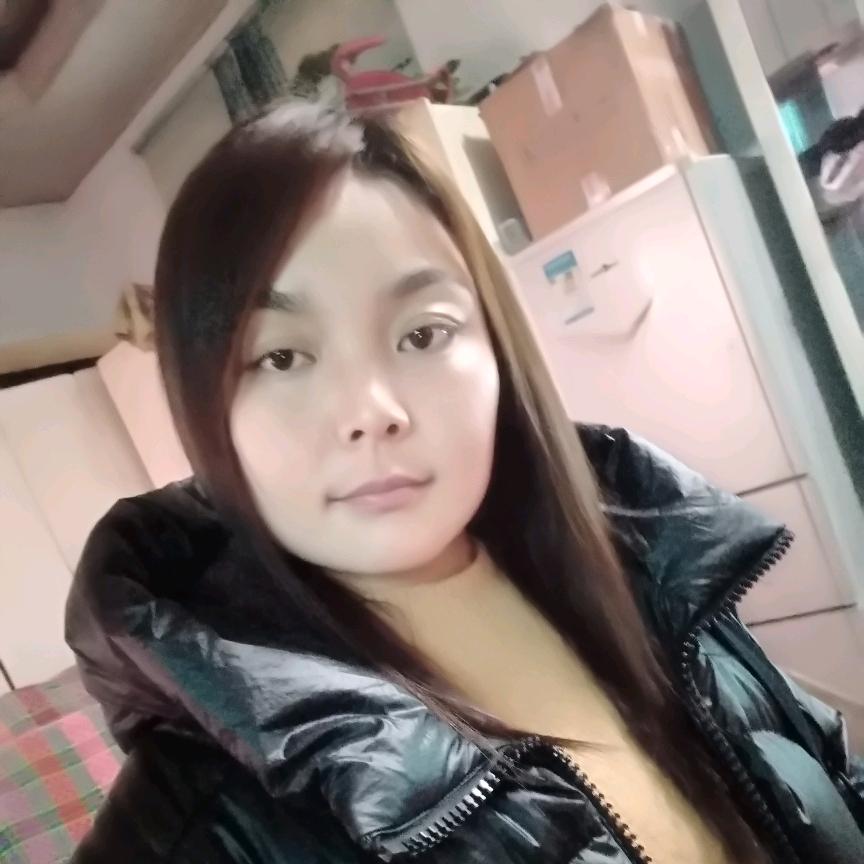 两个小棉袄一个皮夹克