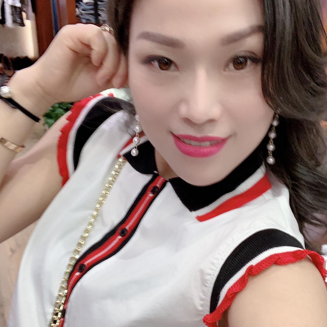 苍南县灵溪镇美语服装店