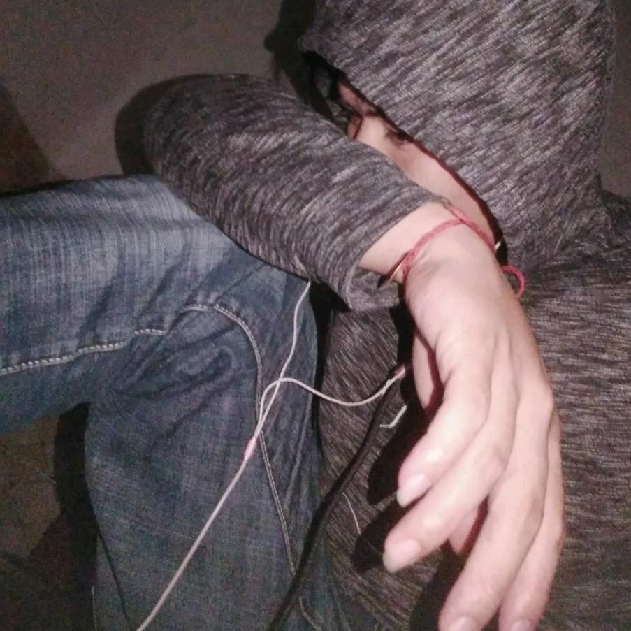 开挖机的小卓