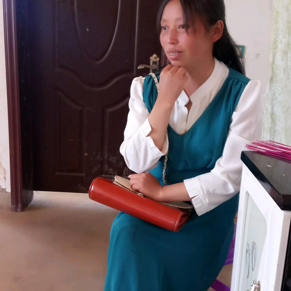 思绪万千😁