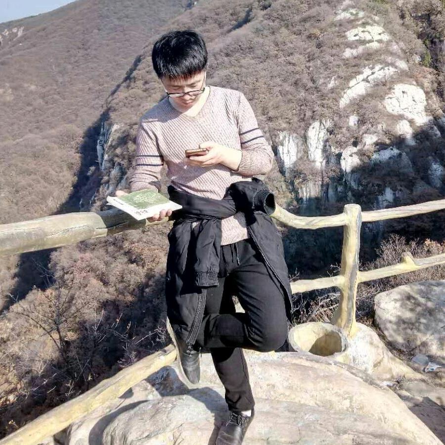 周洲