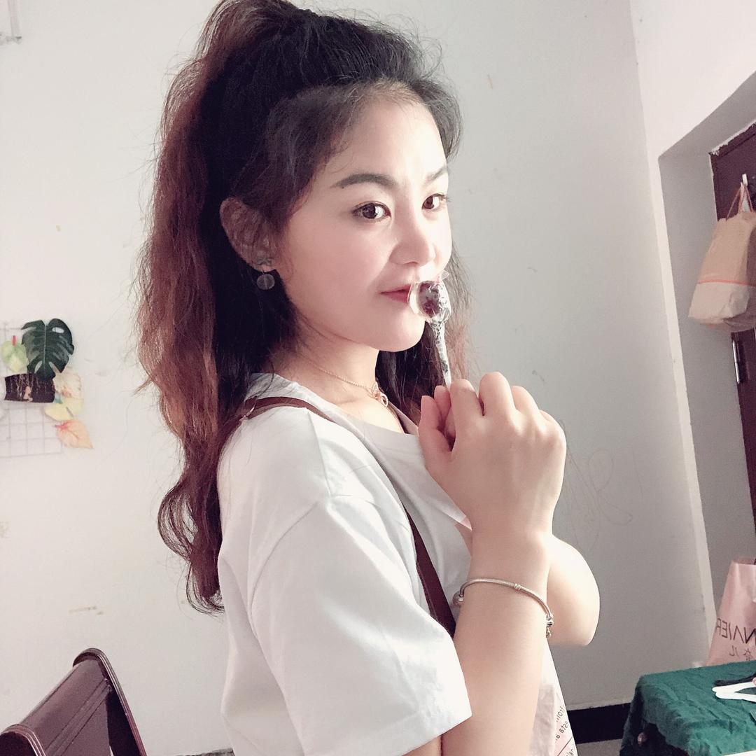 刘雨欣