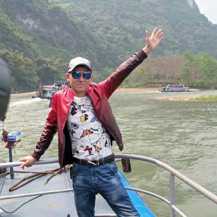 执手并肩看天下\_