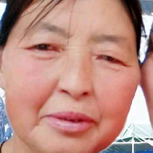 张明英