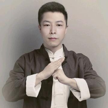 李十名