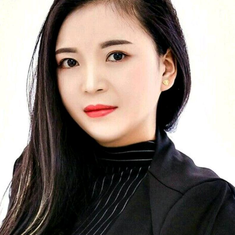 美女😁😁