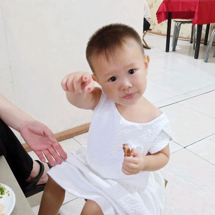 王东新