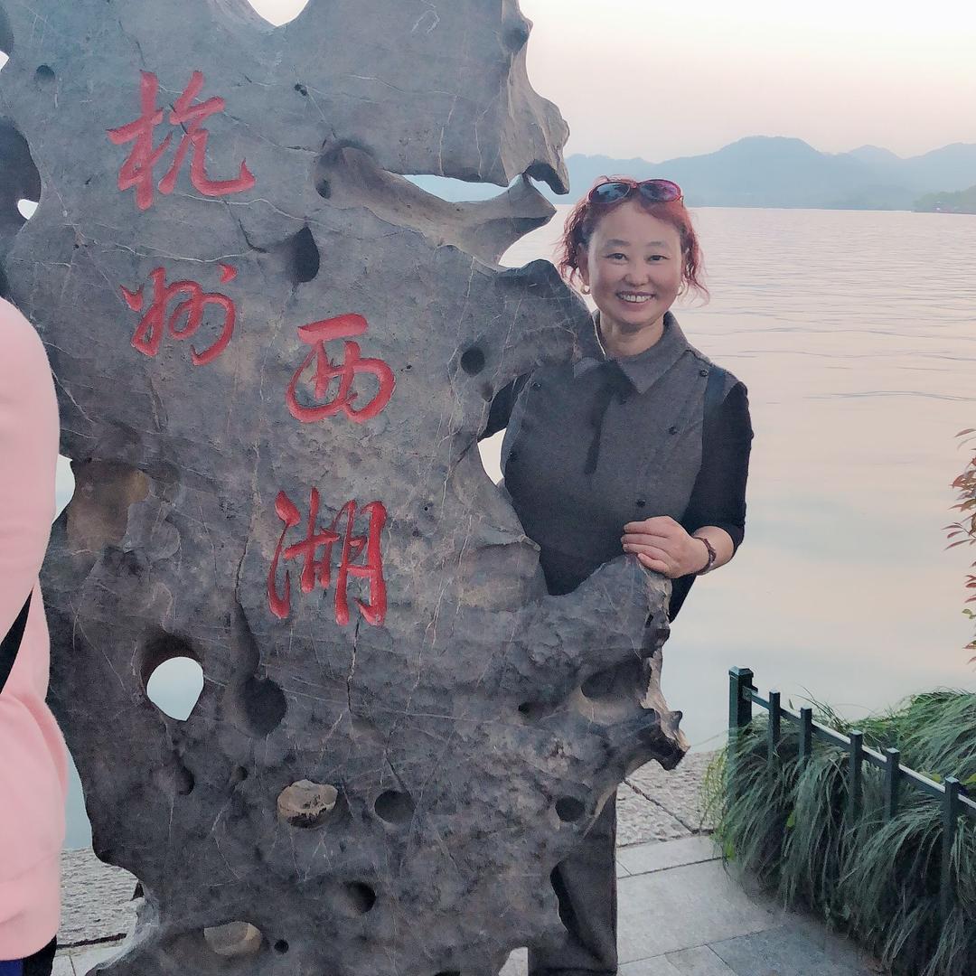 王华英