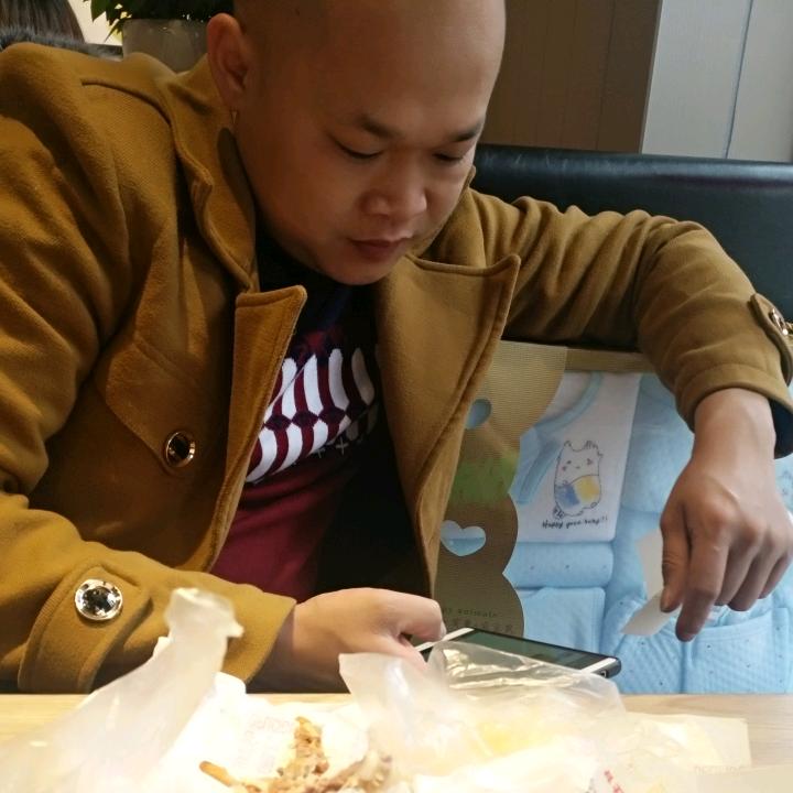 腾辉建材 仿石漆 室内外装修