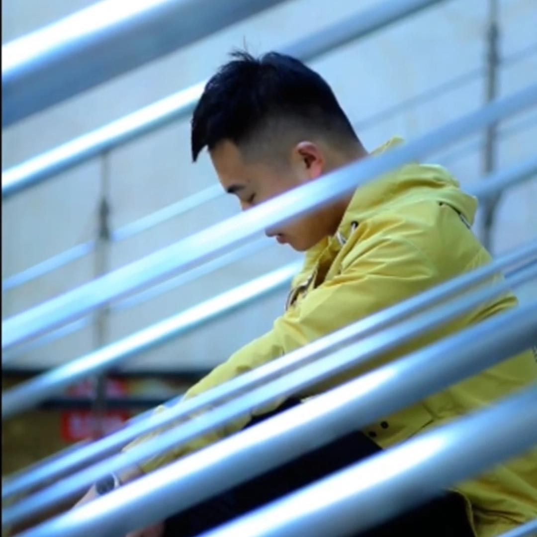 小伟精品女装男装批发源头