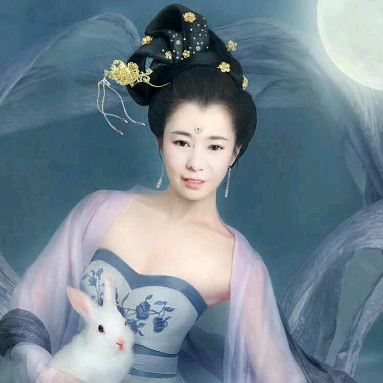 蓝天白云李小兰