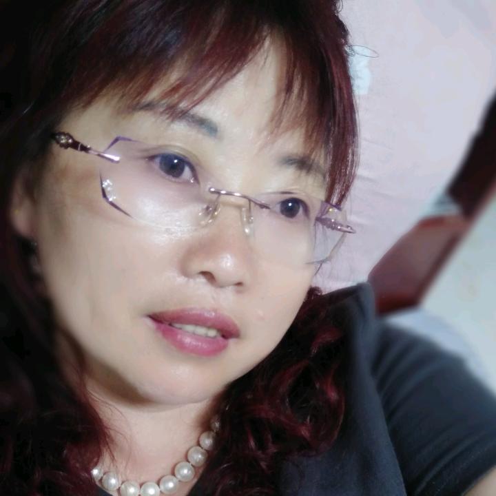 开心微笑