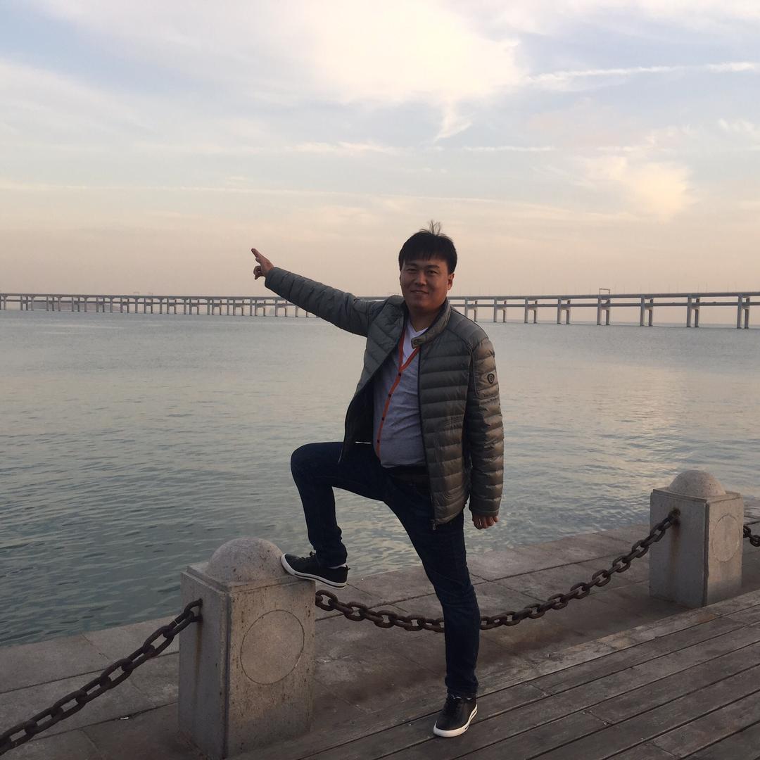 小磊哥🔥逗你笑