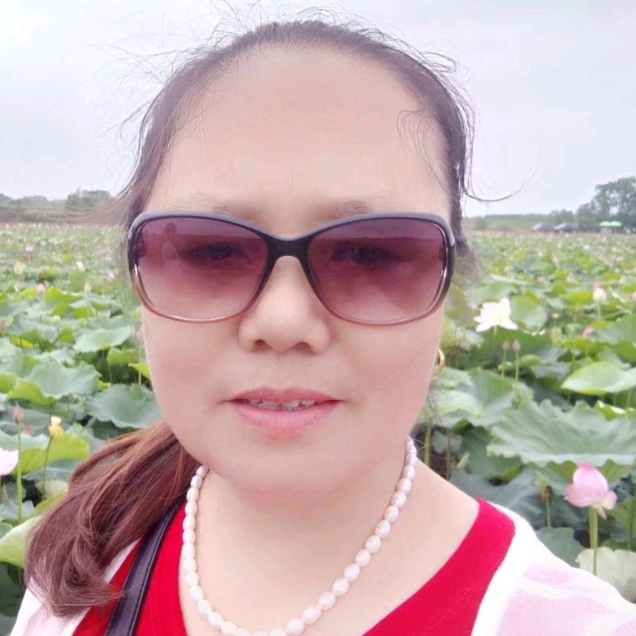 骄傲如烈日，卑微入尘