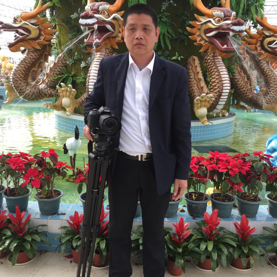 用影像纪录生活老钟