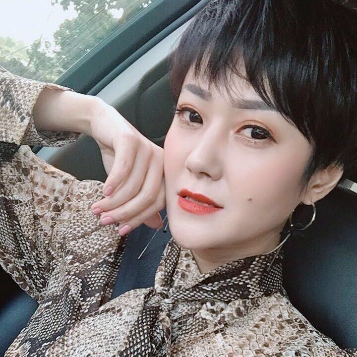 罗伊斯的女朋友