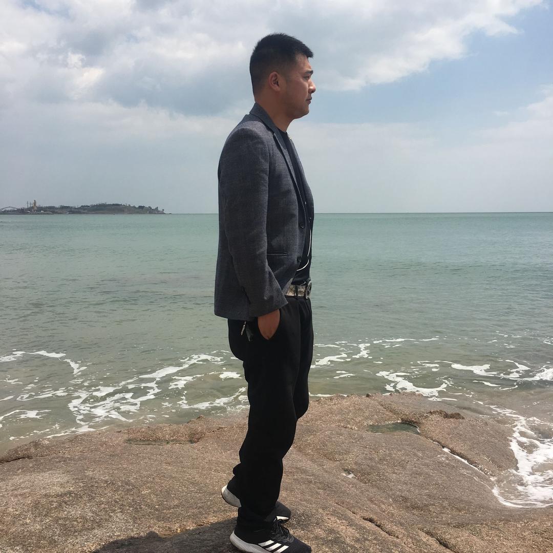 他说他叫柳凯哥