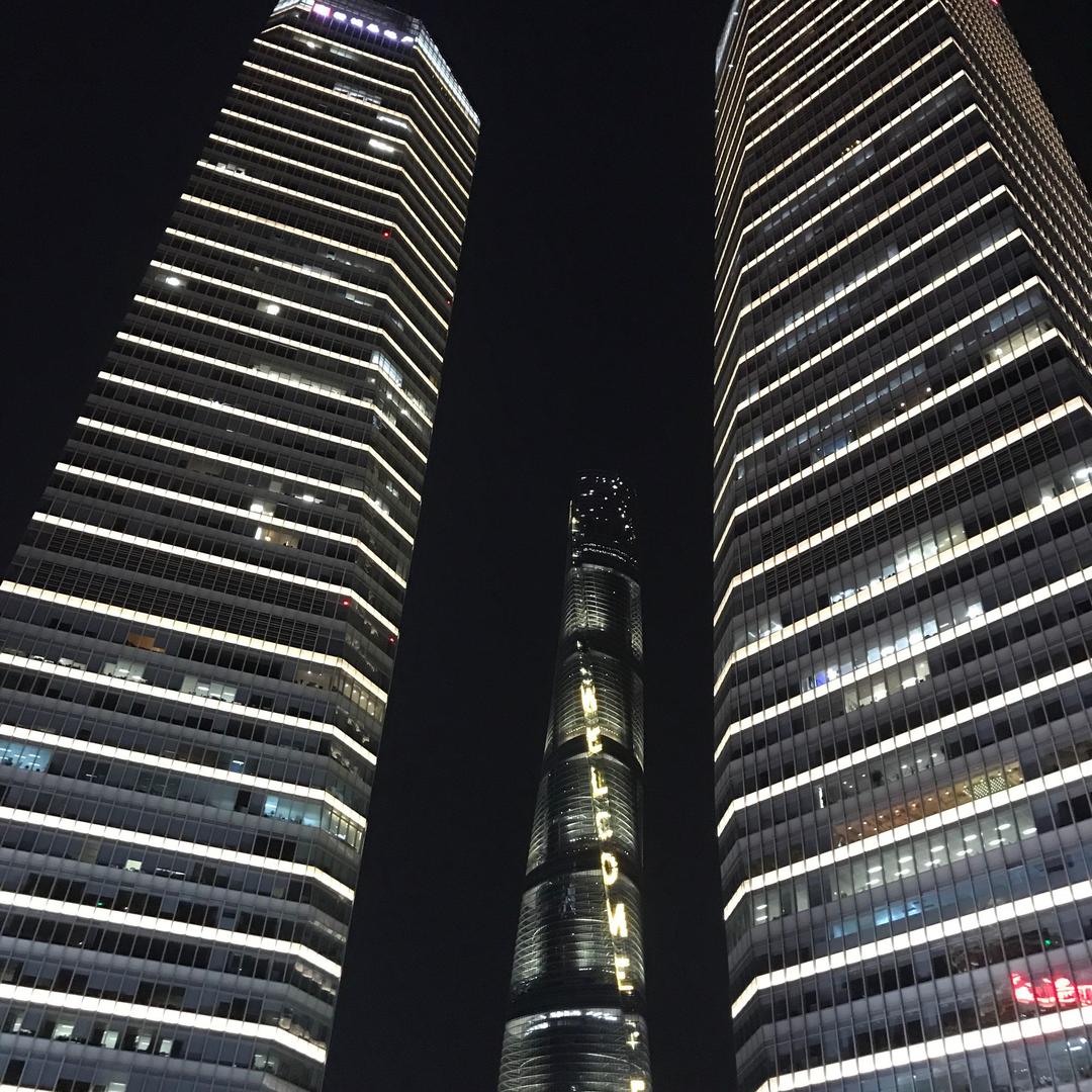 青柠檬黄柠檬和橙子