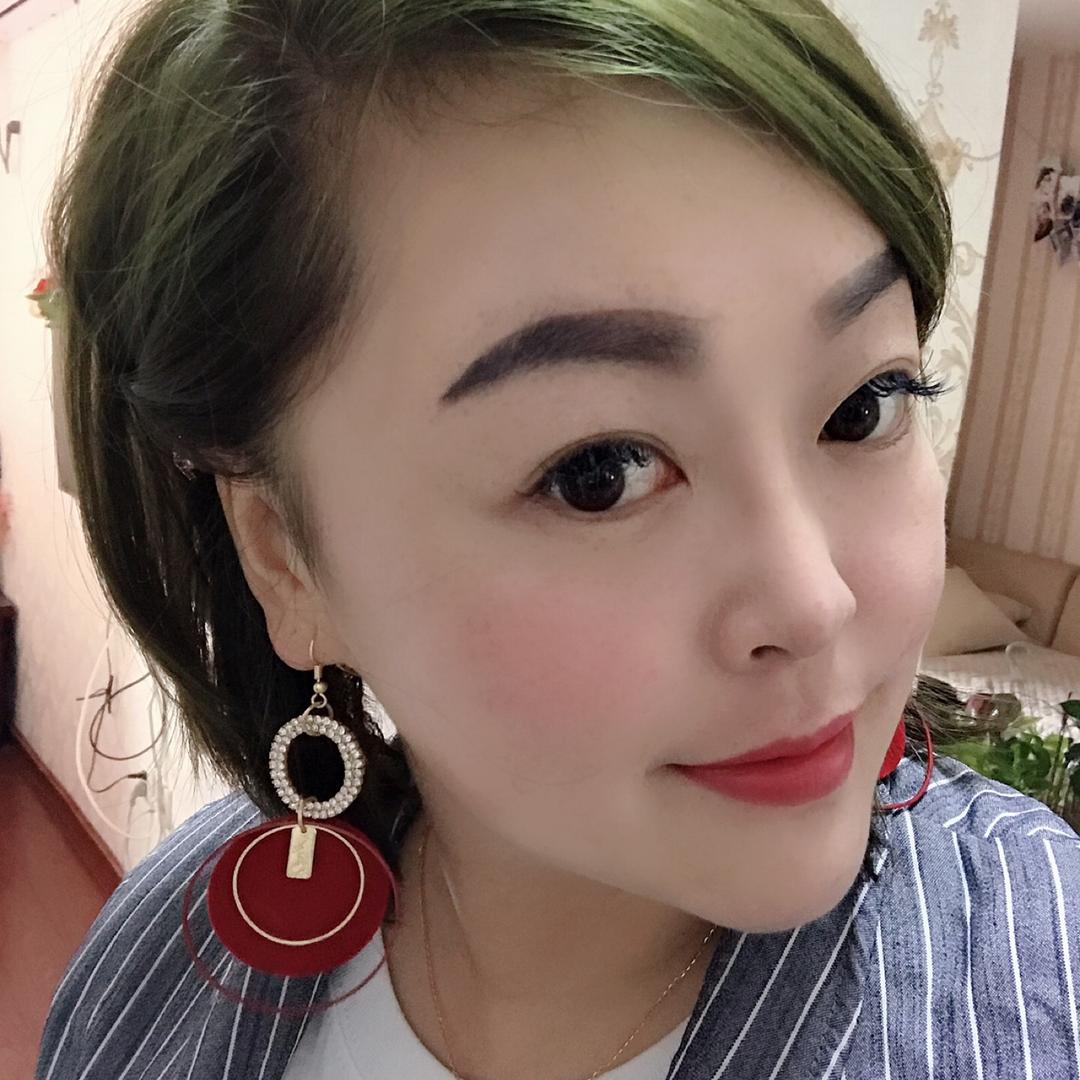 阿芳