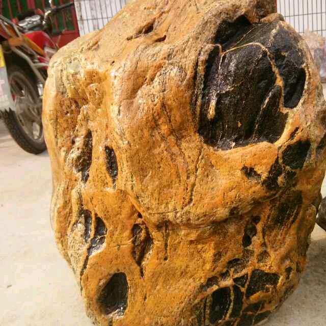 石来运转因石结缘