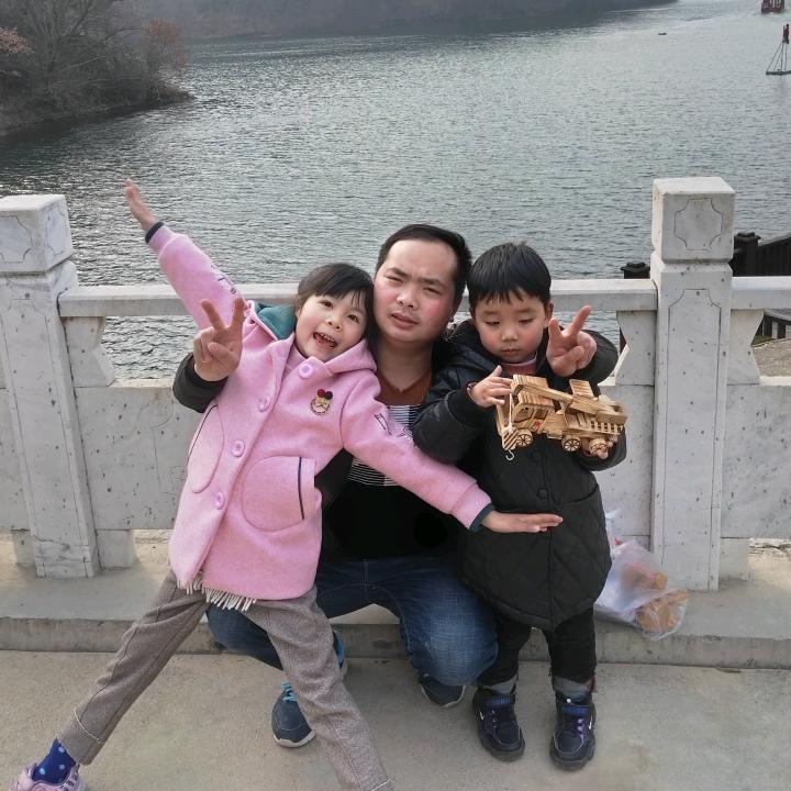 陈嘉慧陈逸飞