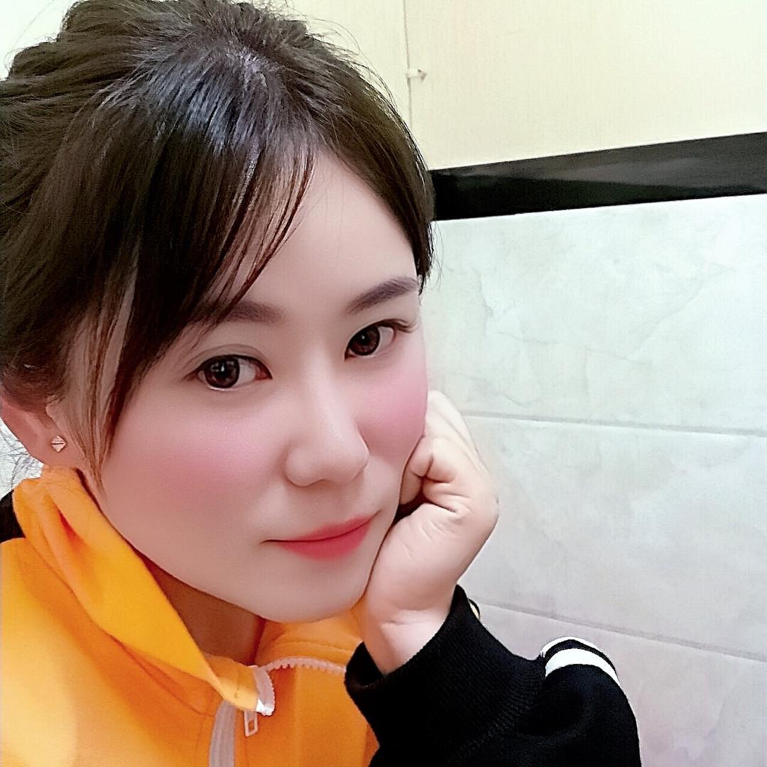 诺诺玥玥妈