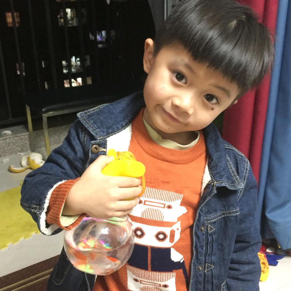 狼爱揍小蛇
