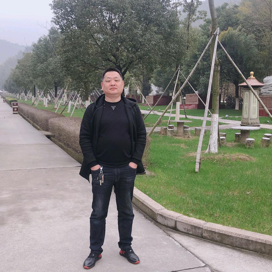 袁小三