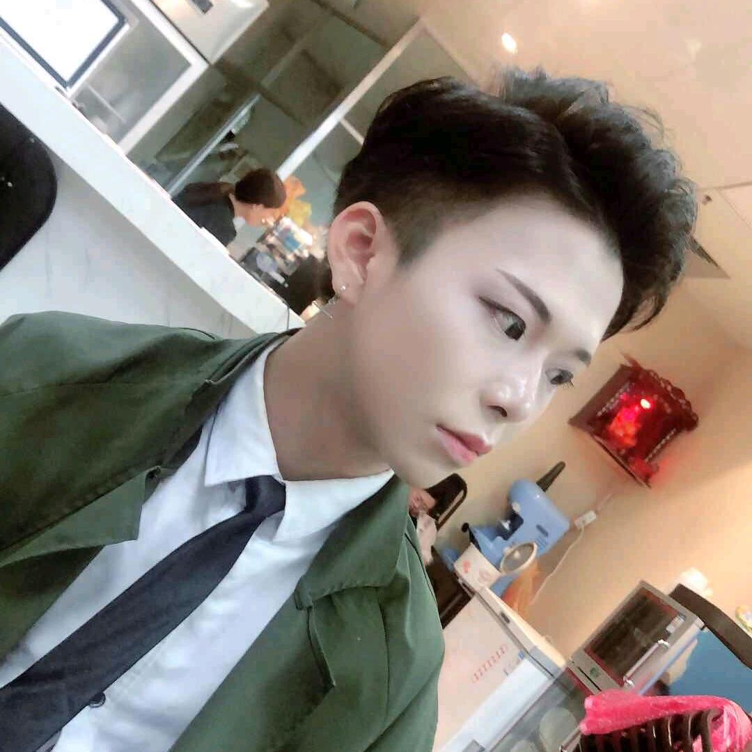 A 痴