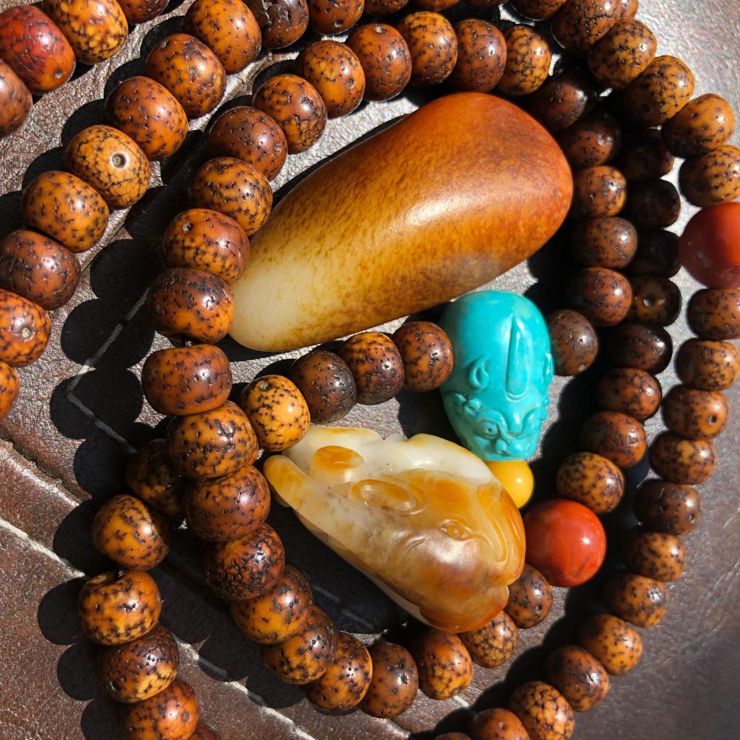 石河子市阿华发艺店