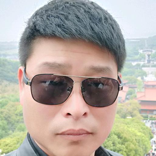 郝成中