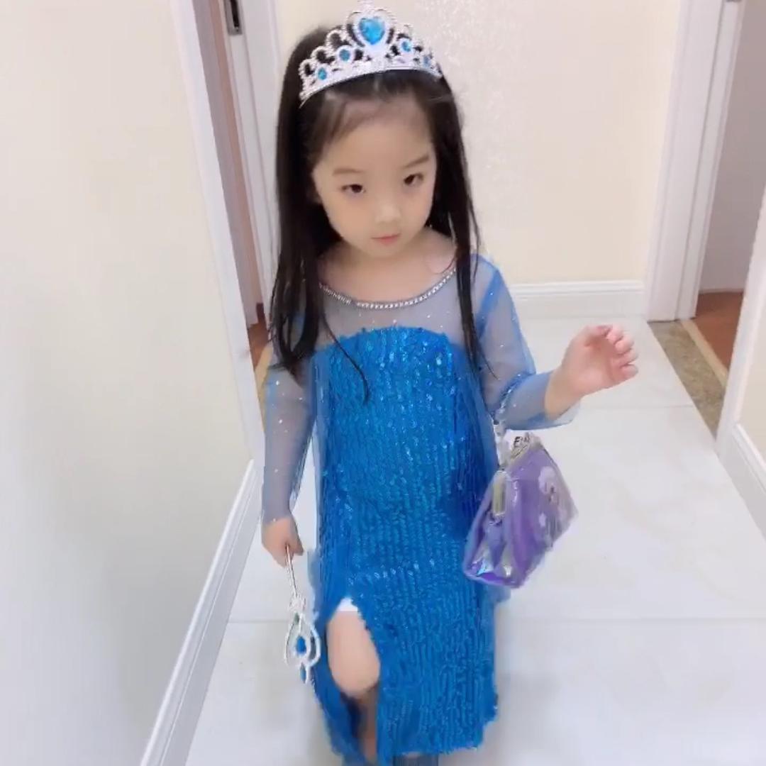 李玲