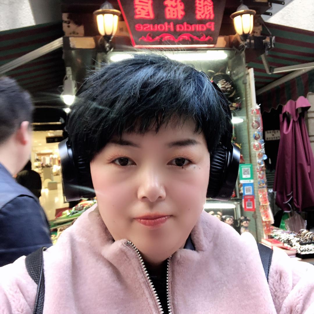 A小小