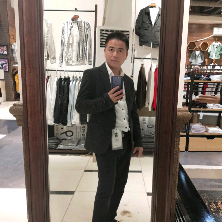 常年招工–小何