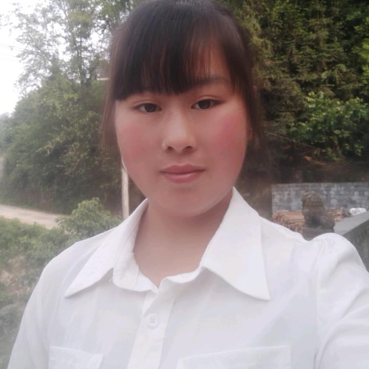 马背上的姑娘