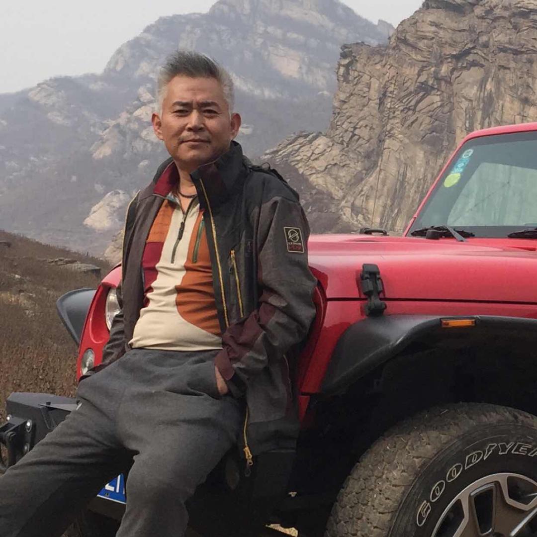 队长（梁传成）