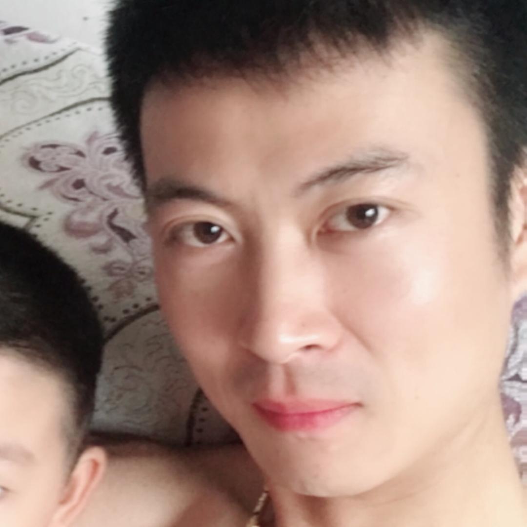 年少才轻狂.
