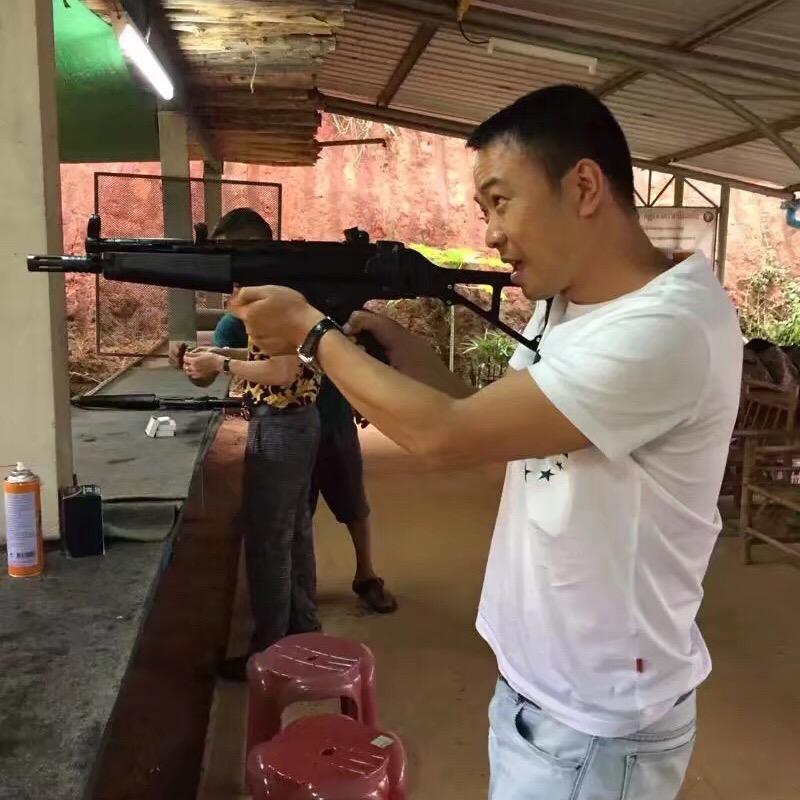 华少
