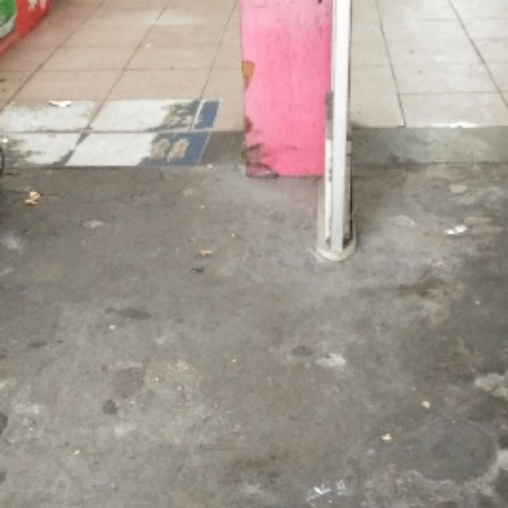 韦