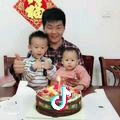 张伟
