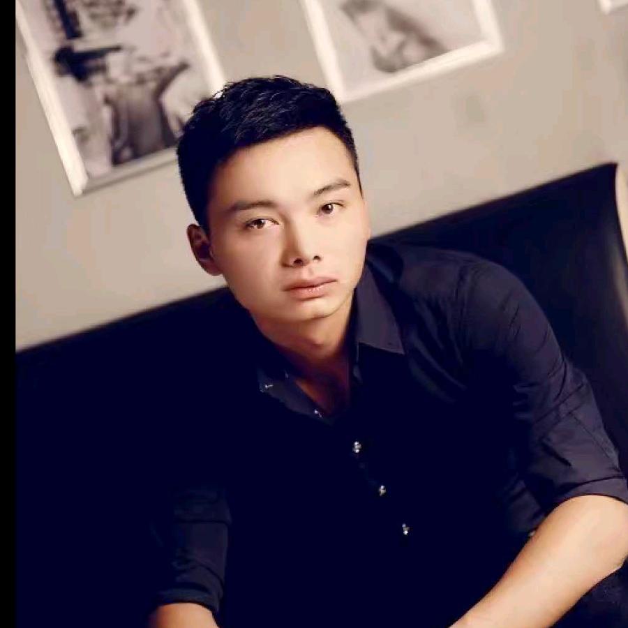 满嘴烟味儿